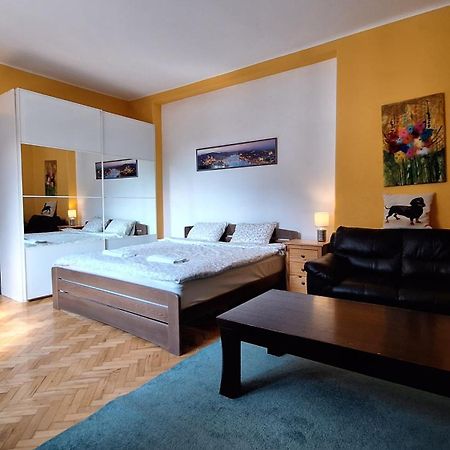 Great Buda Apartman Budapeste Exterior foto