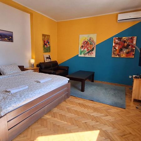Great Buda Apartman Budapeste Exterior foto